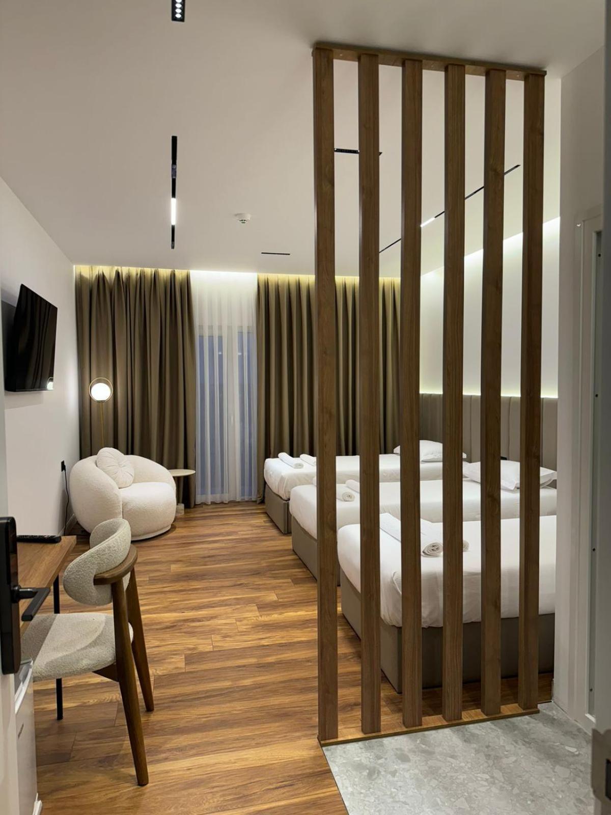 Hotel Jurgen Lezhe Ngoại thất bức ảnh