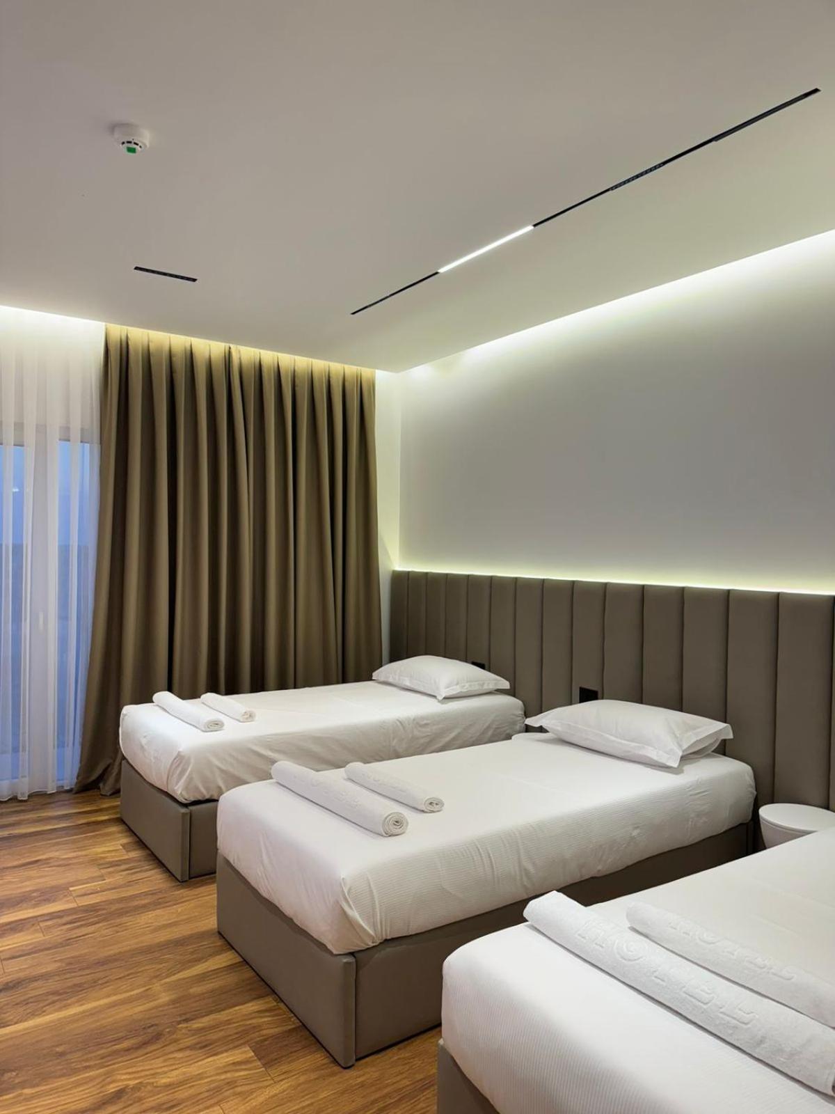 Hotel Jurgen Lezhe Ngoại thất bức ảnh